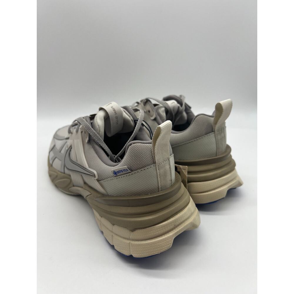 Nike V2K Run Gore-Tex Light Bone FZ2622-002 Shoes Women’s Size 8 New - Picture 8 of 16